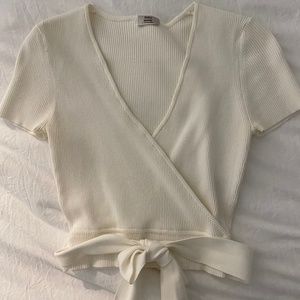 Wilfred all tied up top